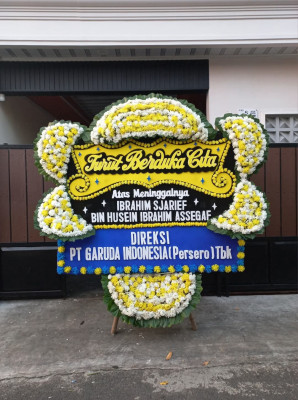 Papan Bunga Duka di Roban